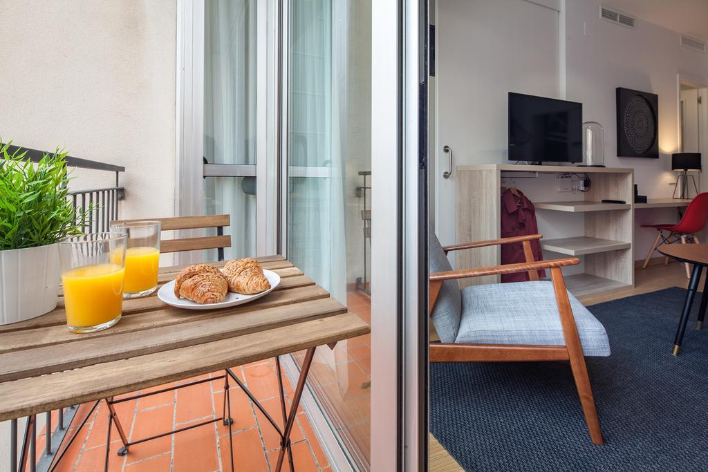 Habitat Apartments Hot Jazz Barcelona Exteriör bild